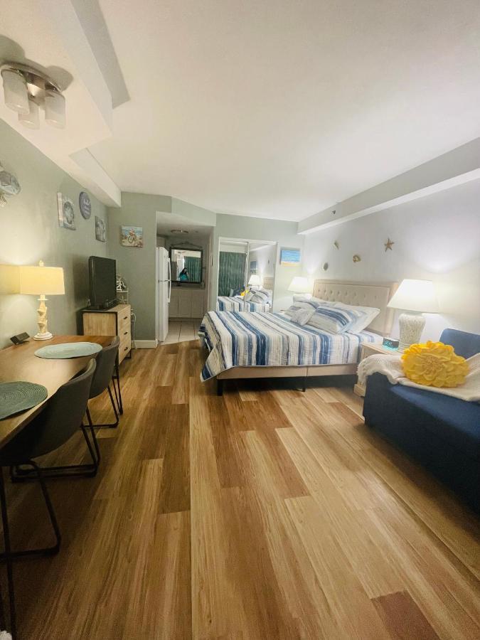 Daytona Beach Resort Oceanfront Condostudio Buitenkant foto